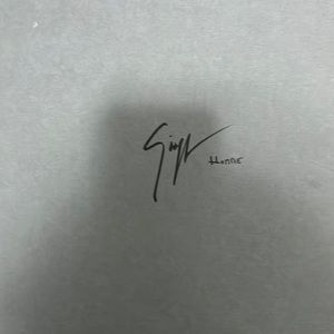 Men’s Giuseppe’s